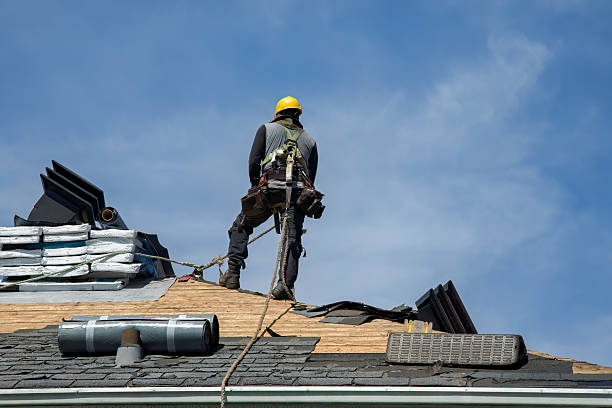 Professional Gutter Installation technician working in East Carbon, UT